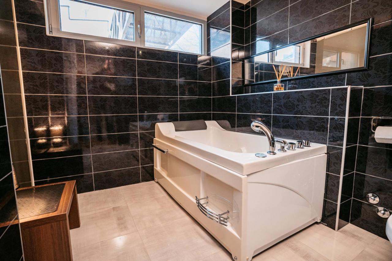 Magico Rooms & Apartments Ni Exteriér fotografie