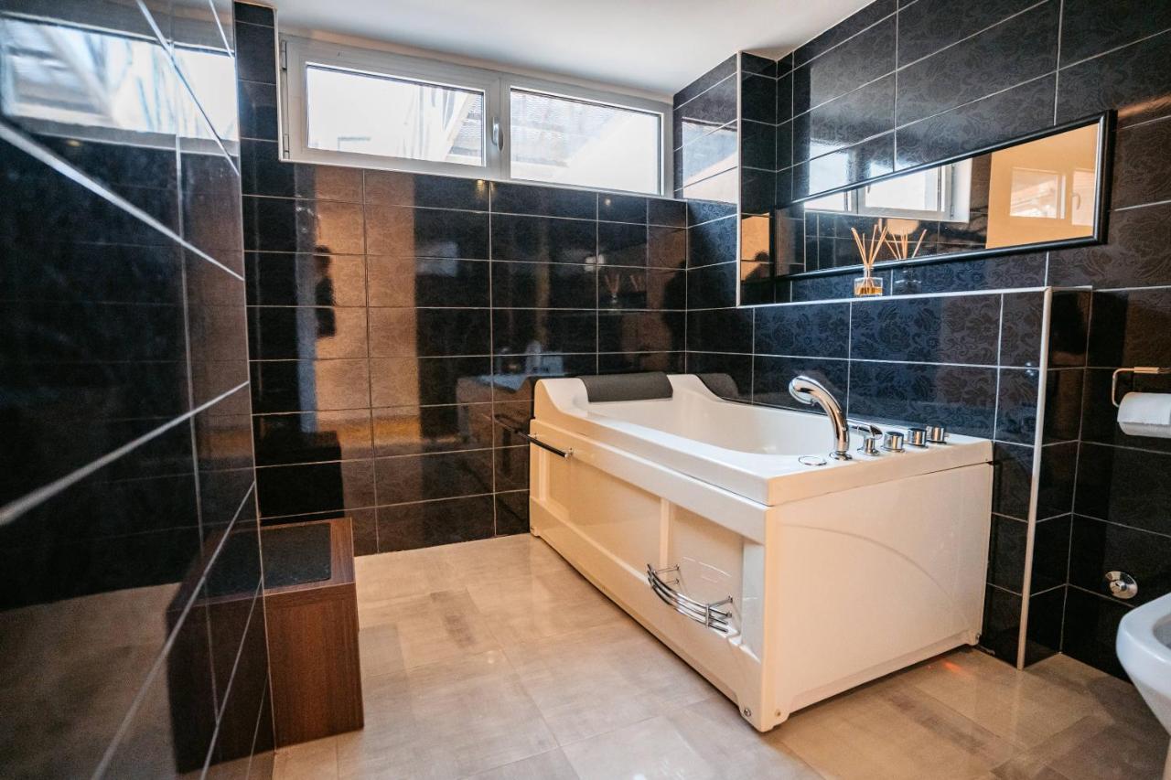 Magico Rooms & Apartments Ni Exteriér fotografie